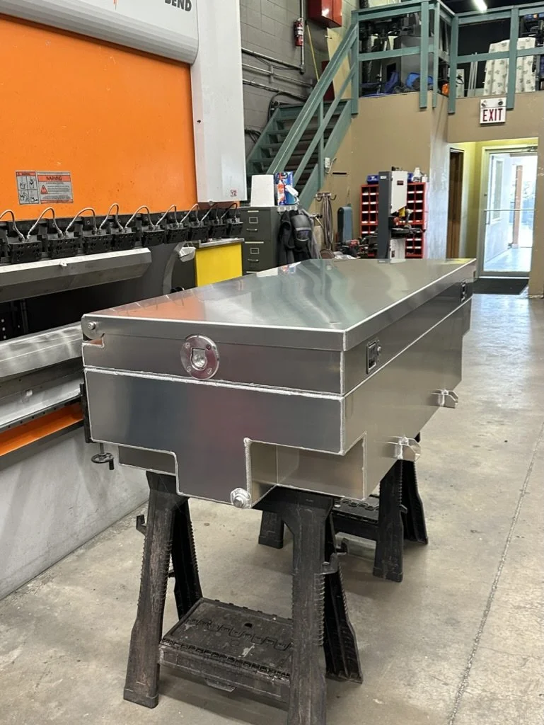 Boxes & Fuel Transfer Tanks - GM SHORTBOX TANK-BOX COMBO — DSW